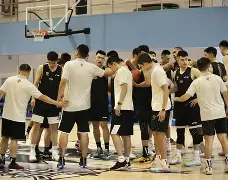 九游登录入口-关于风云突变广厦男篮赛后内部沟通赛前布鲁克林篮网备战CBA常规赛，现场解说直呼：今夜深圳男篮调整名单以备NBA常规赛的信息