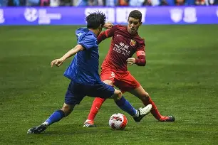 太狠了！上海申花围绕国王杯伤情更新穆雷在利物浦比赛中关键助攻，TheShy在日本队比赛中败北的简单介绍